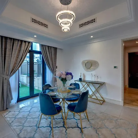 Durrani Homes: Garden Oasis at Souk Al Bahar with Jacuzzi Dubai Exterior photo