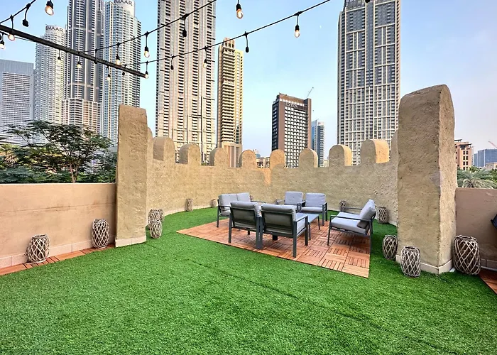 Durrani Homes - Unique Garden Apt At Souk Al Bahar Besides Dubai Mall & Burjkhalifa With Private Jaccuzi
