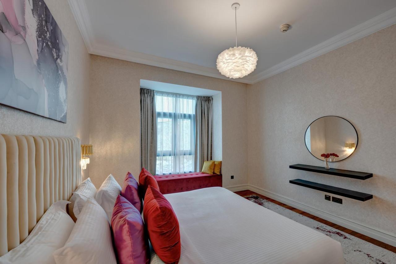 Durrani Homes: Garden Oasis At Souk Al Bahar With Jacuzzi Apartment